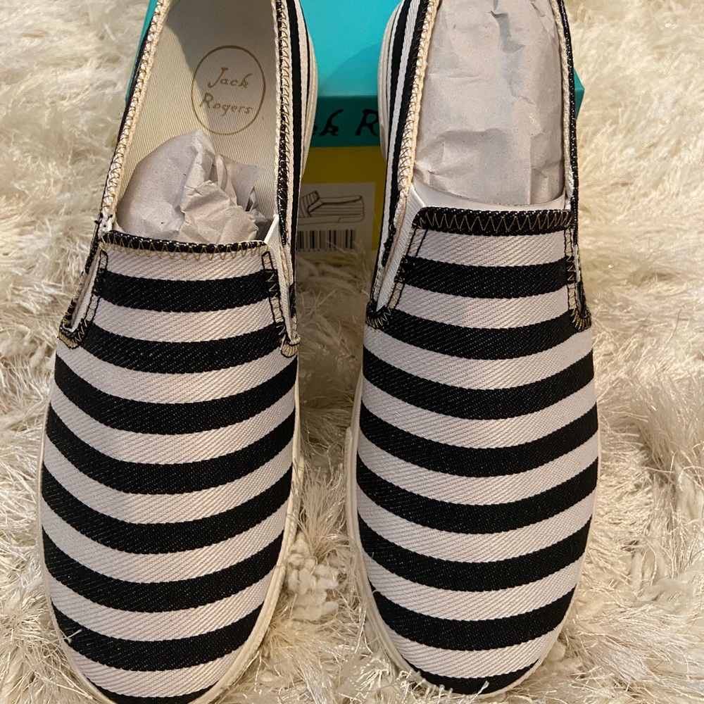 Jack Rogers NIB size 8.5 striped Jane sneaker